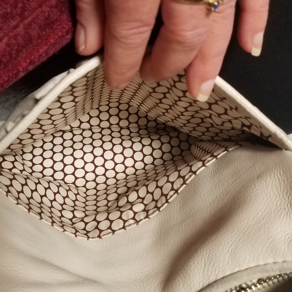 Brighton REHAB cream shoulder bag - Picture 5 of 16